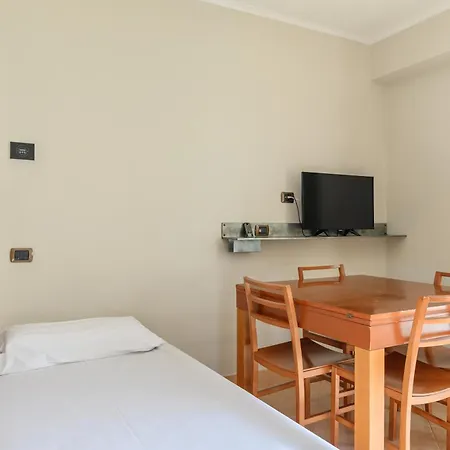 Crosti Apartamento