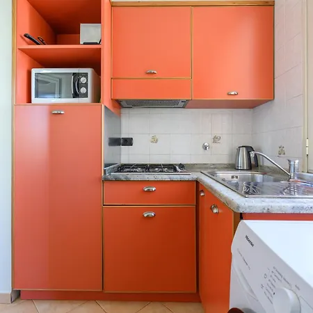 Apartment Crosti *